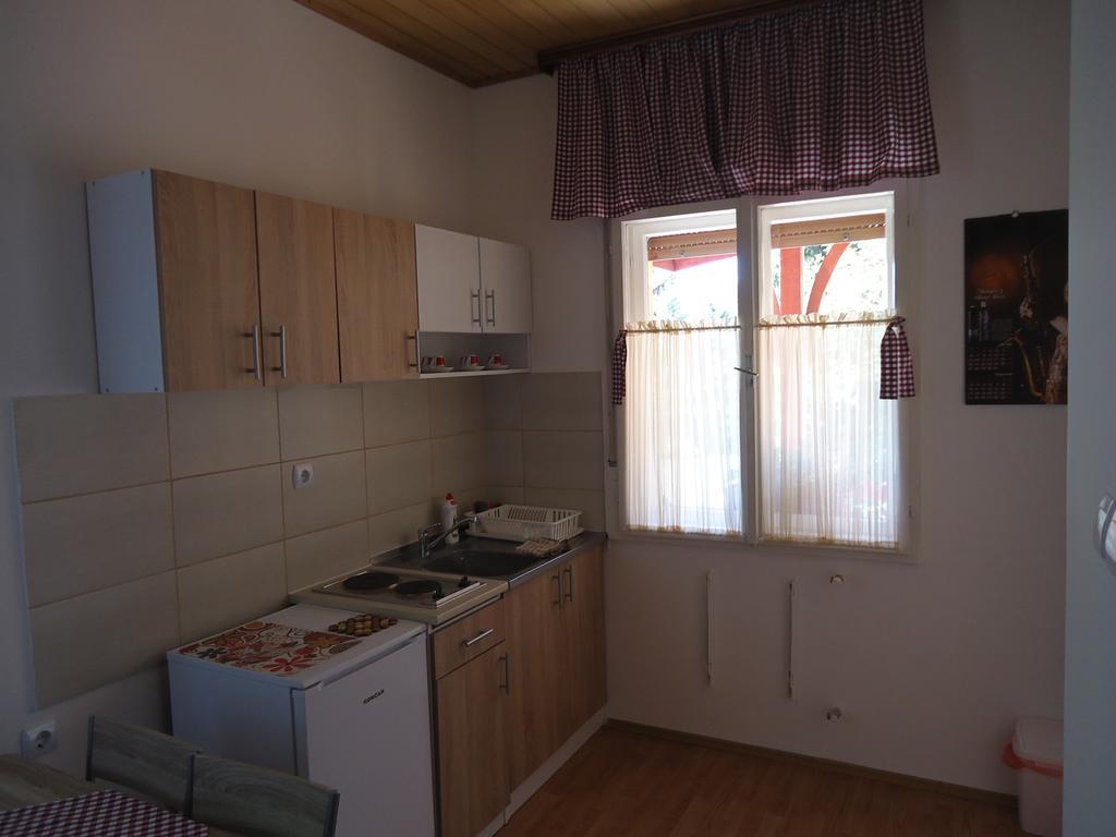 Prenociste Vila Stara Breza Палич Номер фото