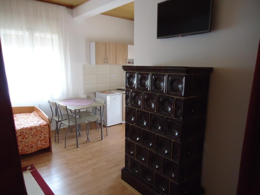 Prenociste Vila Stara Breza Палич Номер фото