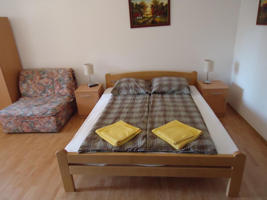 Prenociste Vila Stara Breza Палич Номер фото