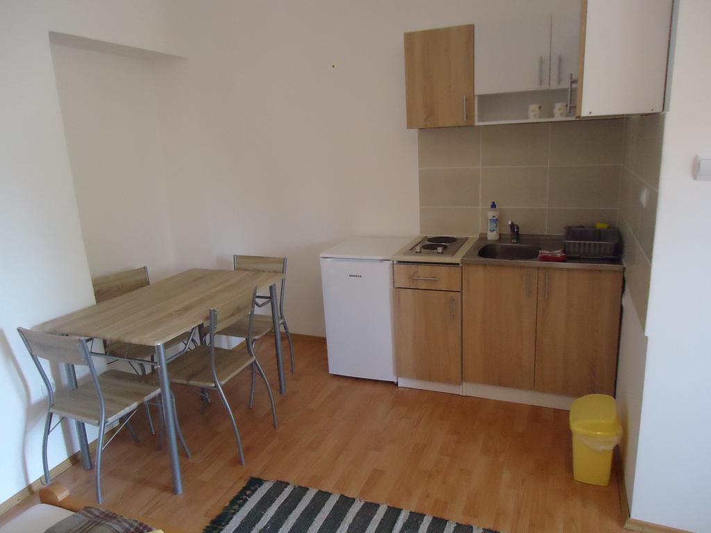 Prenociste Vila Stara Breza Палич Номер фото
