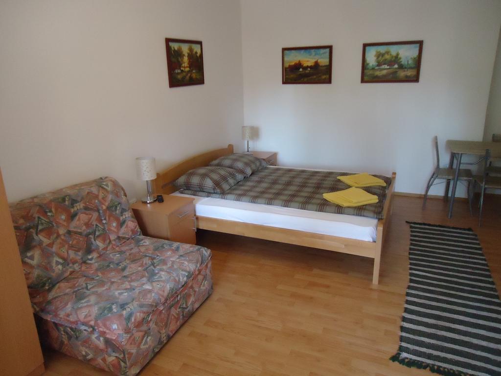 Prenociste Vila Stara Breza Палич Номер фото