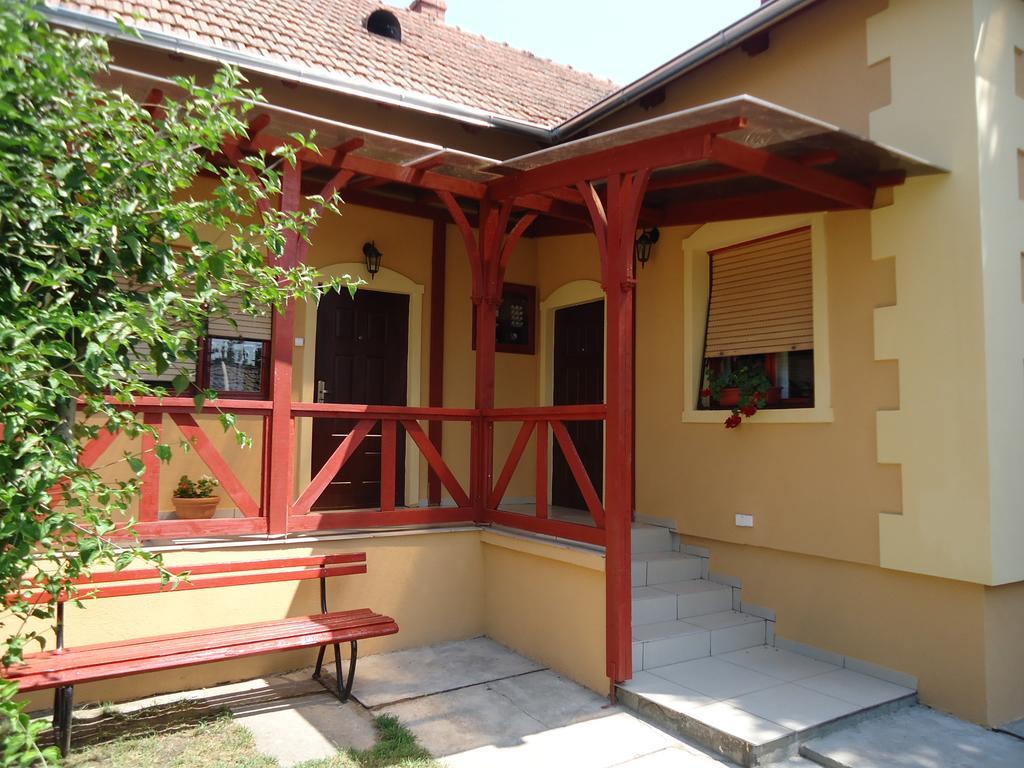 Prenociste Vila Stara Breza Палич Номер фото